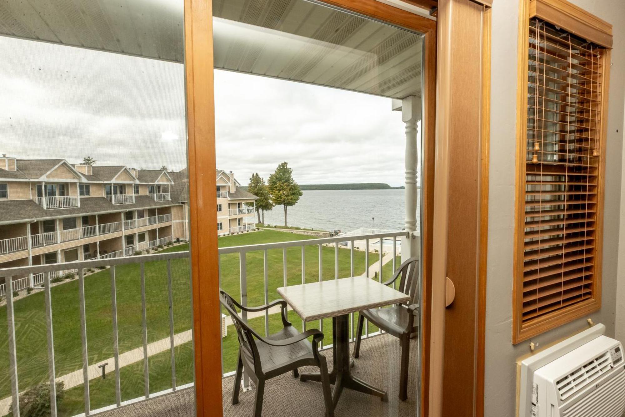 Westwood Shores Waterfront Resort