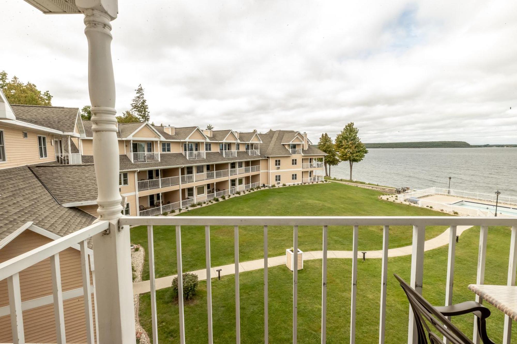 Resort Westwood Shores Waterfront Sturgeon Bay