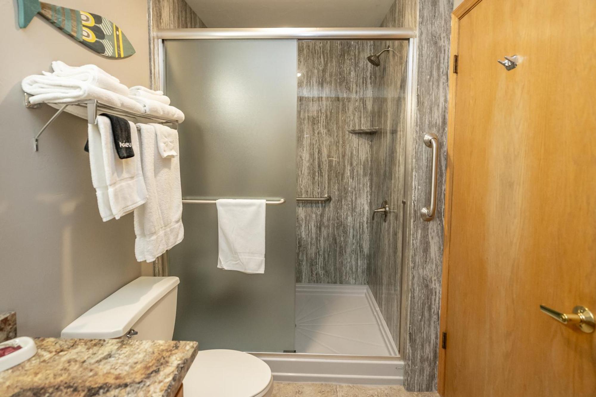 Westwood Shores Waterfront Resort 3*