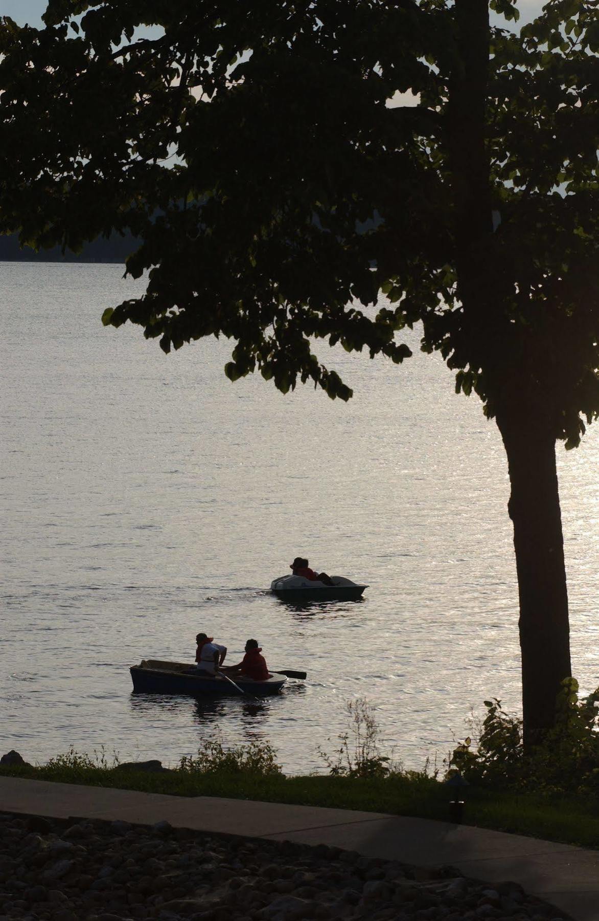 Westwood Shores Waterfront 3*